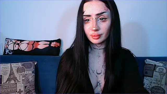 alisa tattoogirl1 online show from 10.04.25