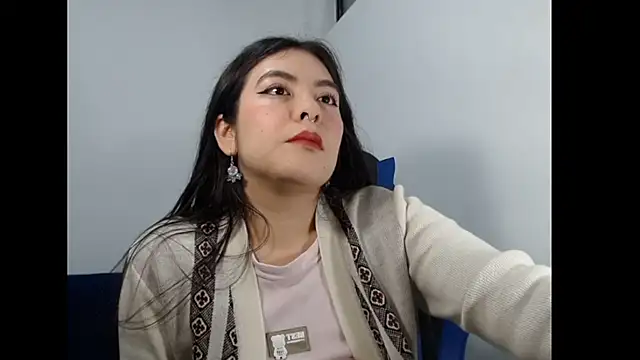 EloiseJun online show from 06.16.26