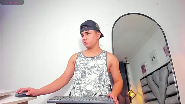 lianfox  online show from 02.18.26