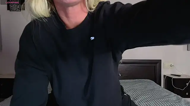 Whiteflower xo online show from 02.02.26