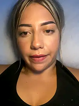 MissCat  online show from 10.25.25