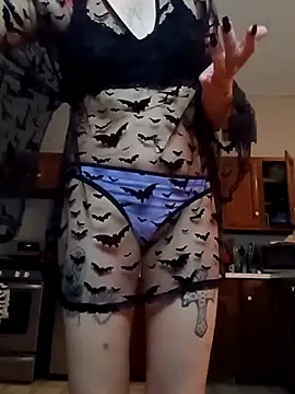 Snapshot of spoiledprincess4 chatting on 09.24.25 spoiledprincess4 online show from 09.24.25