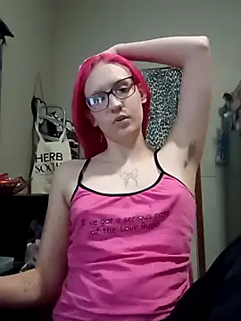 Snapshot of spoiledprincess4 chatting on 10.13.25 spoiledprincess4 online show from 10.13.25