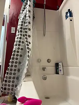 Snapshot of SableSin chatting on 09.16.25 SableSin online show from 09.16.25