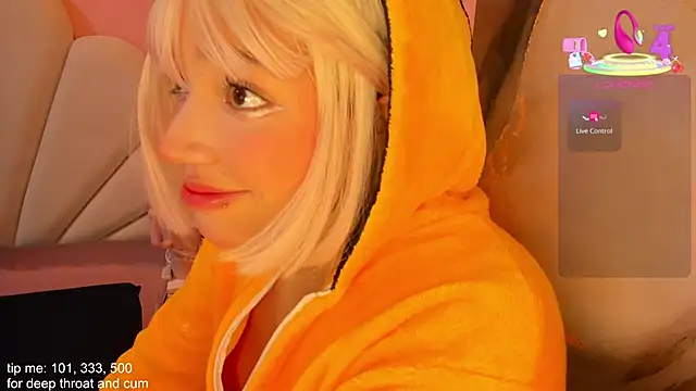 Snapshot of hinata_dolly chatting on 11.25.25 hinata dolly online show from 11.25.25