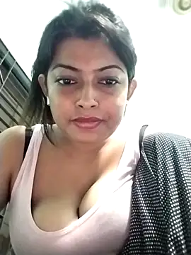 Snapshot of HotNehaChowdhury chatting on 03.28.26 HotNehaChowdhury online show from 03.28.26