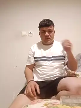 Snapshot of nihattttttttttttttt chatting on 12.18.25 nihattttttttttttttt online show from 12.18.25