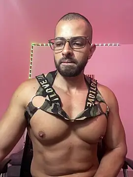 magnumchris online show from 04.14.26