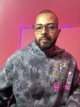 Snapshot of magnumchris chatting on 05.12.26 magnumchris online show from 05.12.26