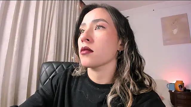 Sara kaic online show from 05.18.26
