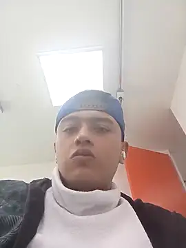 Snapshot of Lee_priest chatting on 12.17.25 Lee priest online show from 12.17.25