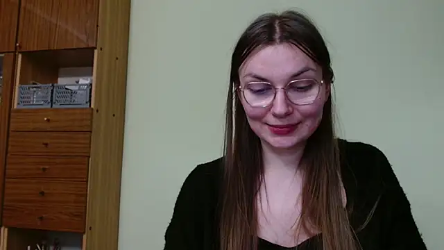 Snapshot of LooveELLYx chatting on 02.12.25 LooveELLYx online show from 02.12.25