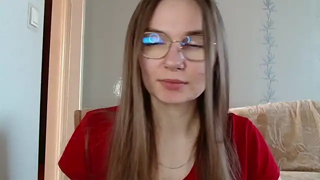 Snapshot of LooveELLYx chatting on 03.15.25 LooveELLYx online show from 03.15.25