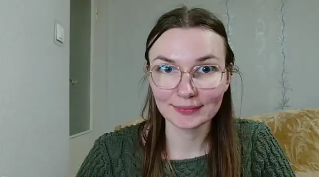 Snapshot of LooveELLYx chatting on 03.19.25 LooveELLYx online show from 03.19.25