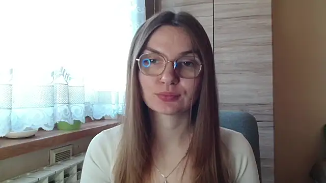 Snapshot of LooveELLYx chatting on 11.07.25 LooveELLYx online show from 11.07.25