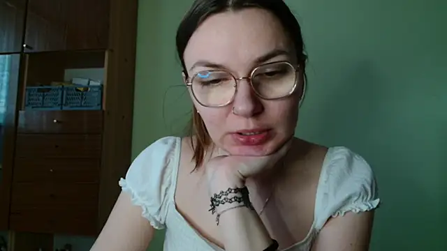 Snapshot of LooveELLYx chatting on 01.16.26 LooveELLYx online show from 01.16.26