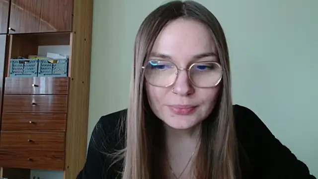 Snapshot of LooveELLYx chatting on 02.02.26 LooveELLYx online show from 02.02.26