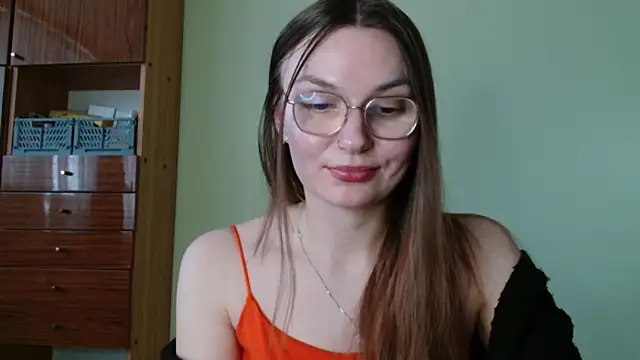 Snapshot of LooveELLYx chatting on 02.05.26 LooveELLYx online show from 02.05.26