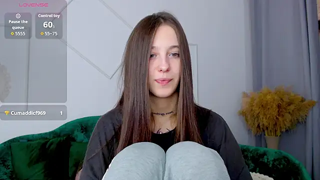 Little cherryy   online show from 09.20.25