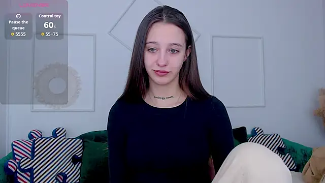 Little cherryy   online show from 09.29.25