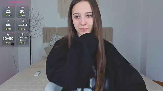 Little cherryy   online show from 11.19.25