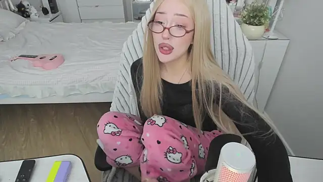 saadnesstyan online show from 12.03.25