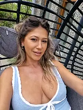 CelynaRoss online show from 05.31.26