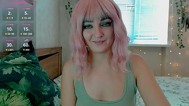 Snapshot of MagicPink chatting on 09.27.25 MagicPink online show from 09.27.25