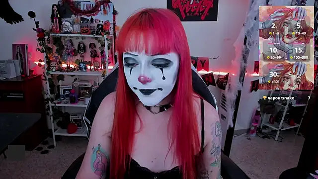 Snapshot of Makii_33 chatting on 10.24.25 Makii 33 online show from 10.24.25