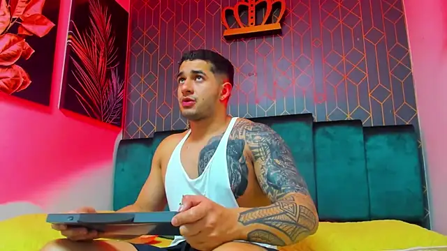 king falconer online show from 09.13.25