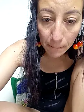 Oriana111 online show from 12.16.25