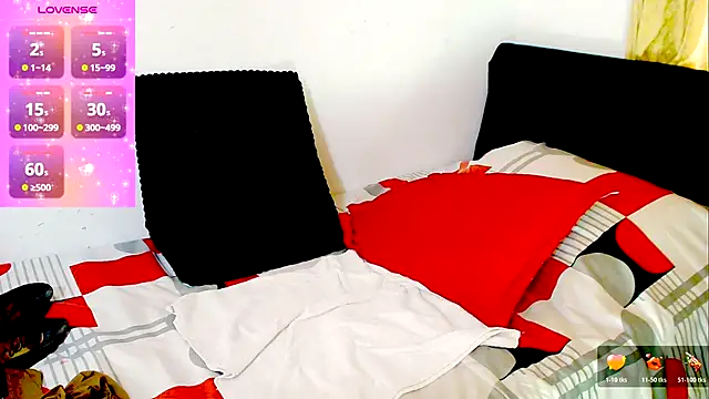 Snapshot of Kendraline1 chatting on 11.25.25 Kendraline1 online show from 11.25.25