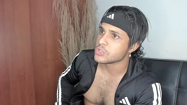 Snapshot of Evansdark1 chatting on 11.11.25 Evansdark1 online show from 11.11.25