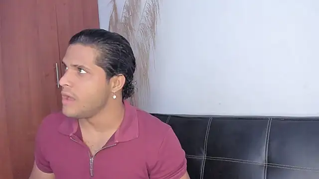 Snapshot of Evansdark1 chatting on 12.13.25 Evansdark1 online show from 12.13.25