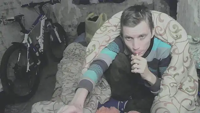 Snapshot of makarov1993 chatting on 10.26.25 makarov1993 online show from 10.26.25