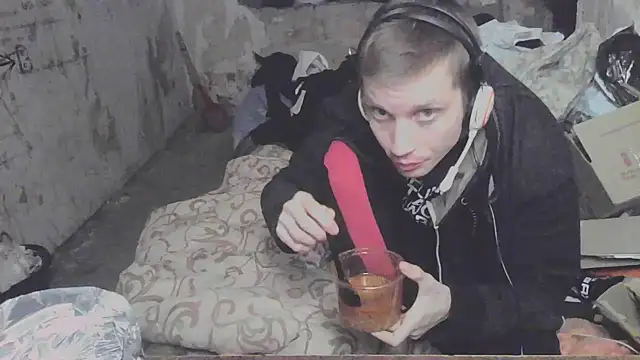 Snapshot of makarov1993 chatting on 11.01.25 makarov1993 online show from 11.01.25