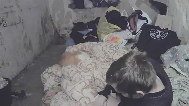 Snapshot of makarov1993 chatting on 11.04.25 makarov1993 online show from 11.04.25