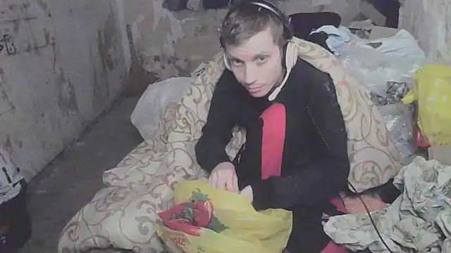 Snapshot of makarov1993 chatting on 11.11.25 makarov1993 online show from 11.11.25