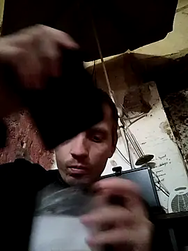 Snapshot of makarov1993 chatting on 11.12.25 makarov1993 online show from 11.12.25