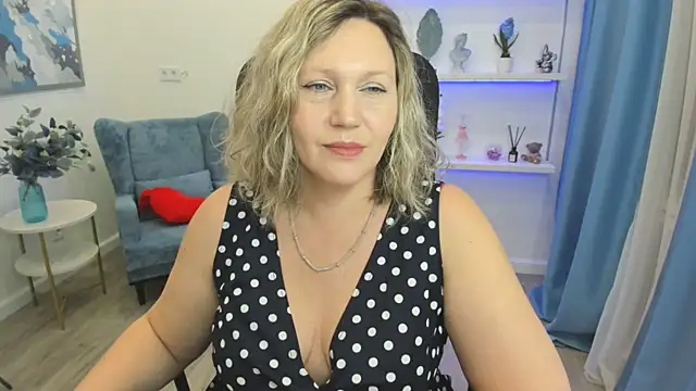 NinaStarle online show from 05.09.26