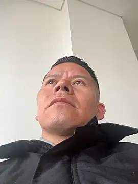 Manu0586 online show from 03.25.26