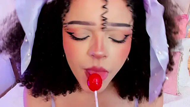 LilBoonew online show from 11.18.25