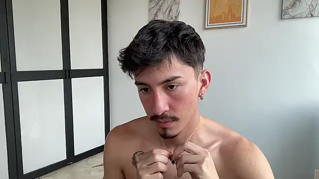 sweettaaron01 online show from 02.12.26