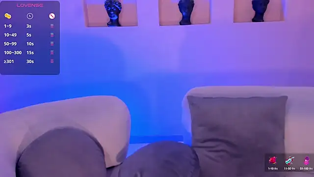 IsabellaMoreau online show from 09.08.25