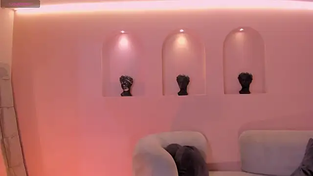 IsabellaMoreau online show from 10.23.25