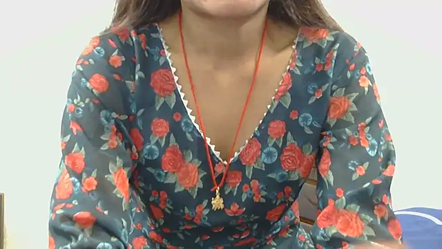 Snapshot of Aarti_misty71 chatting on 10.22.25 Aarti misty71 online show from 10.22.25