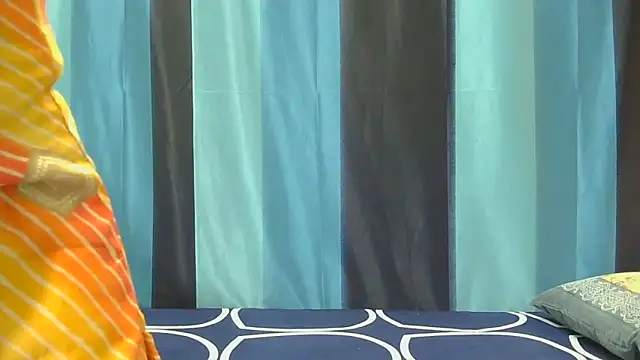 Snapshot of Aarti_misty71 chatting on 11.03.25 Aarti misty71 online show from 11.03.25