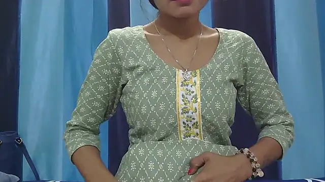 Snapshot of Aarti_misty71 chatting on 11.23.25 Aarti misty71 online show from 11.23.25