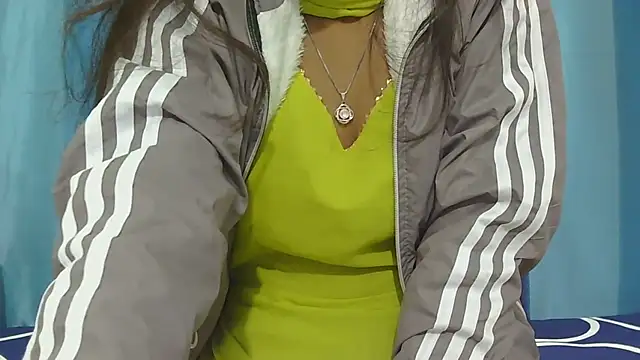 Snapshot of Aarti_misty71 chatting on 11.25.25 Aarti misty71 online show from 11.25.25