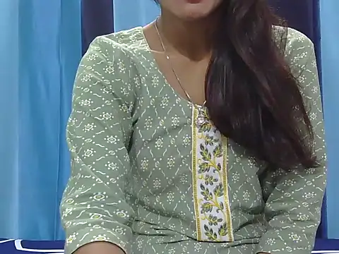 Snapshot of Aarti_misty71 chatting on 11.27.25 Aarti misty71 online show from 11.27.25